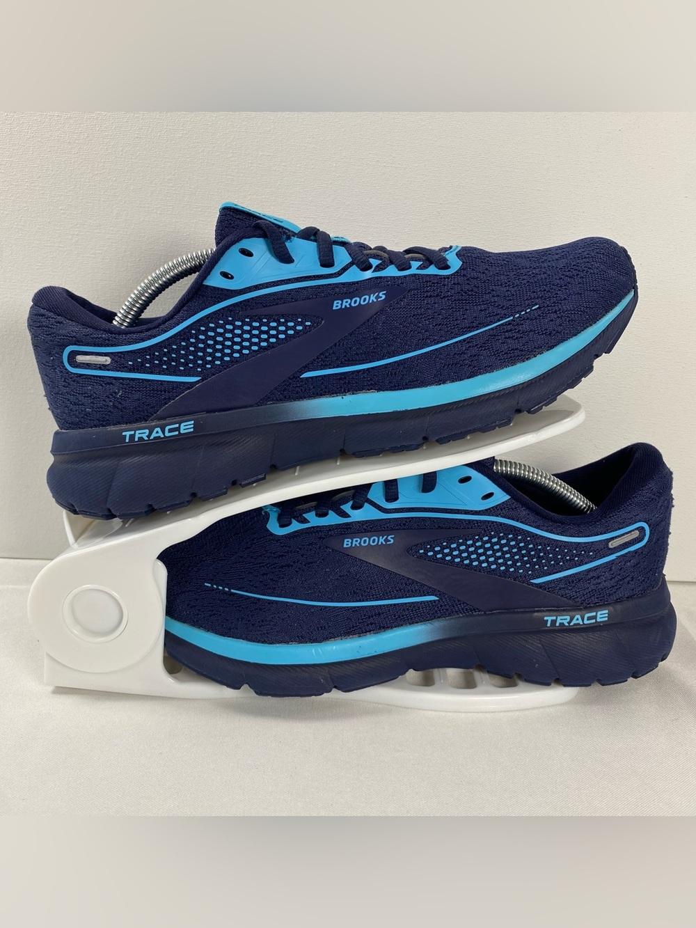 Brooks Trace Nurse Edition Womens 9.5 Navy Running Shoes 1203751B445